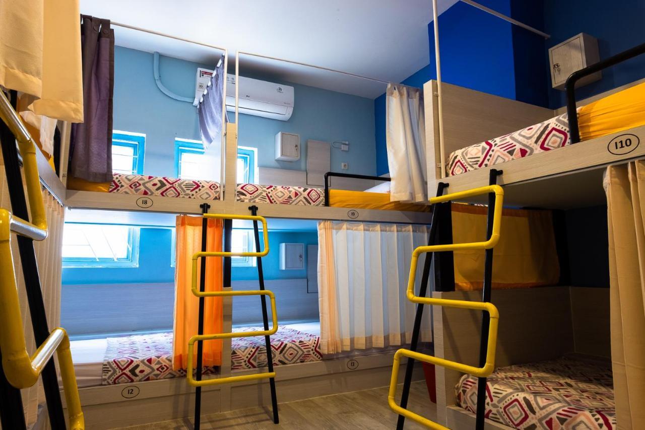 Ostello Mel'S Dorm Giacarta Esterno foto